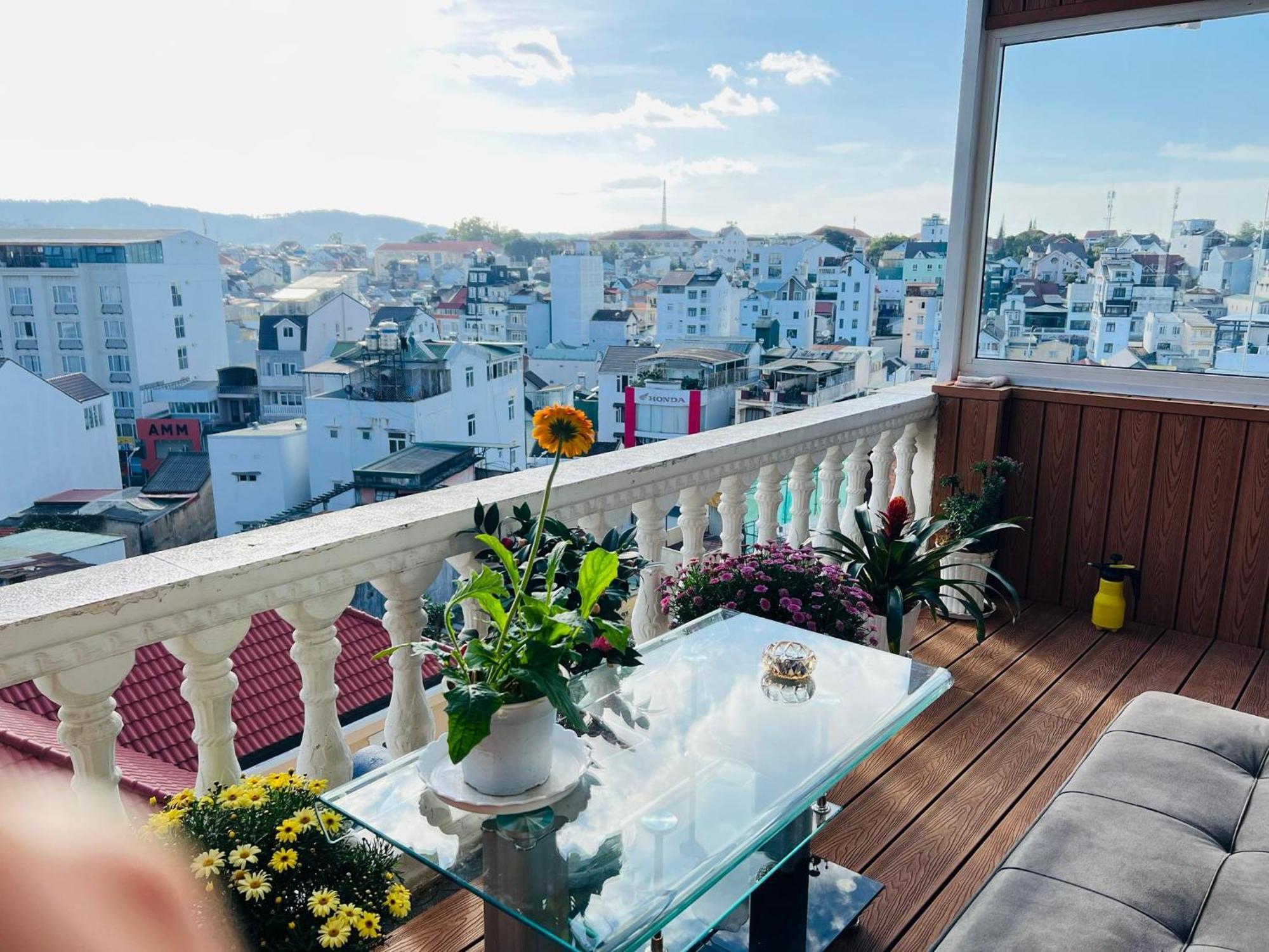 Villa - Hotel Nam Khang 2 Dalat Bagian luar foto